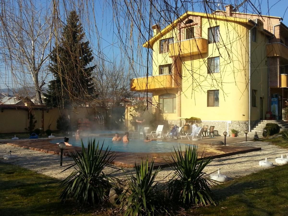 Отель Family Hotel Iv Велинград